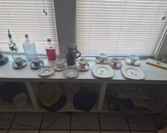Dishes, teacups