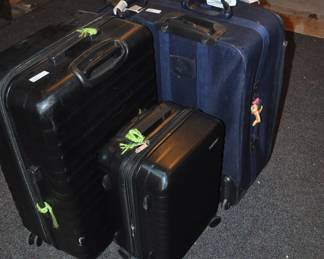 Nice Clean Luggage 