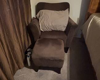 2ND SOFA CHAIR & OTTOMAN 