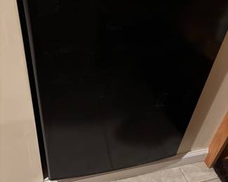 GE BAR REFRIGERATOR - just added