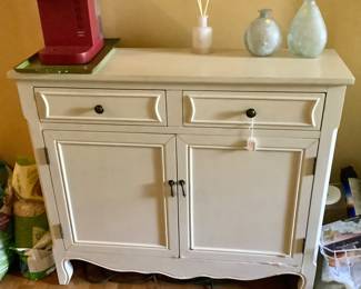 Nice small cabinet.