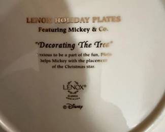 Lenox Holiday Plate: "Decorating the Tree" featuring Mickey and Co.