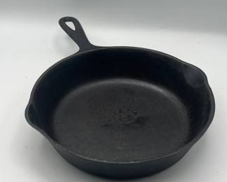 Wagner Ware Cast Iron Skillet