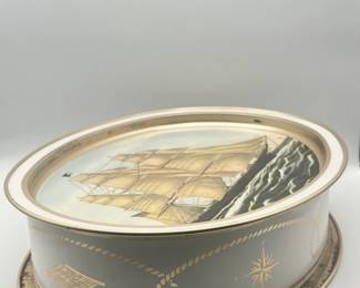 Sunshine Biscuits Clippership tin