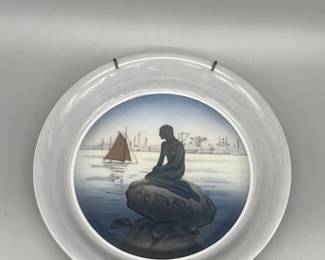 Royal Copenhagen Lane Lang Mermaid Plate