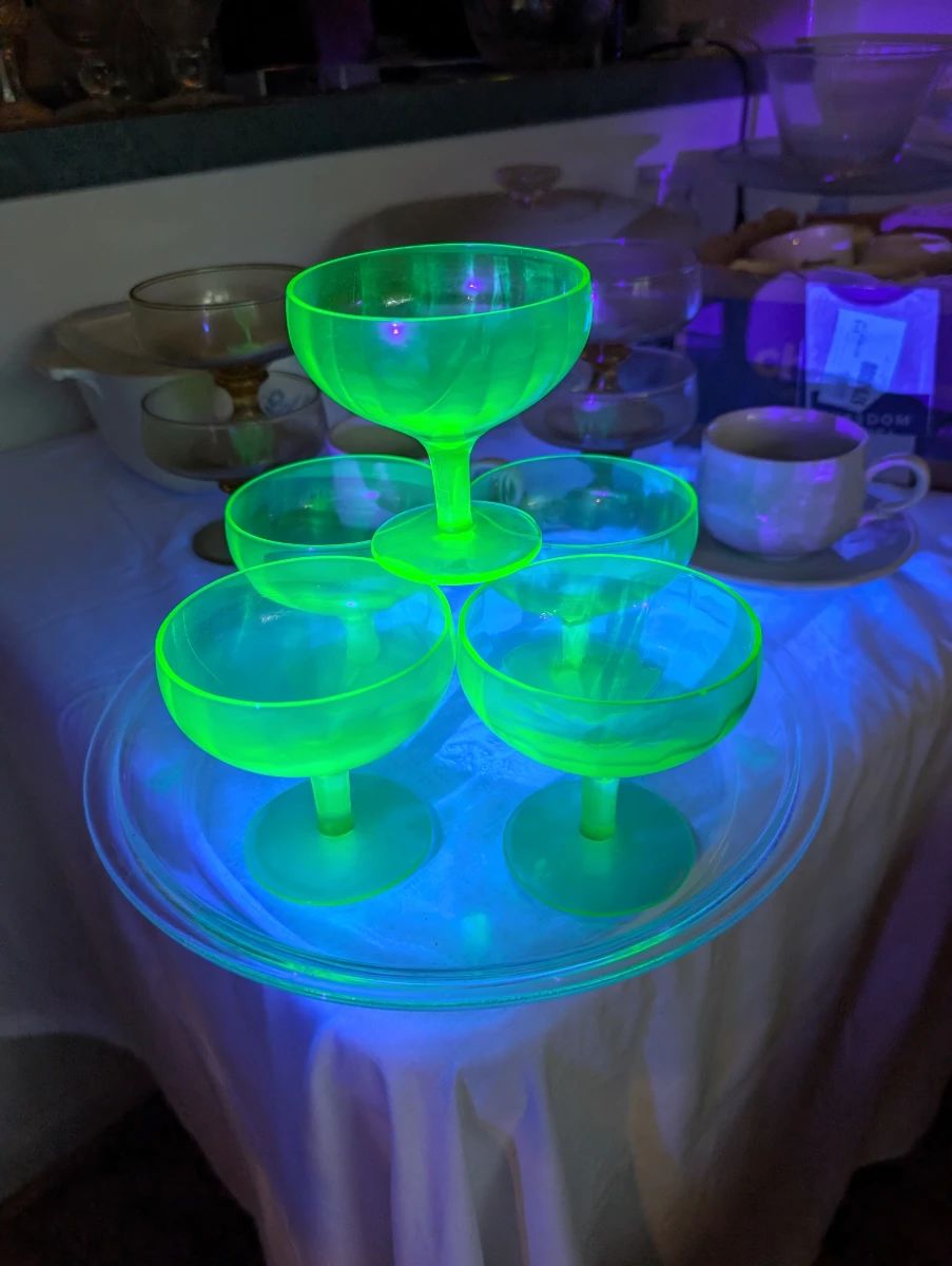 Uranium glassware 