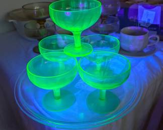 Uranium glassware 
