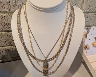 Antique jewelry 