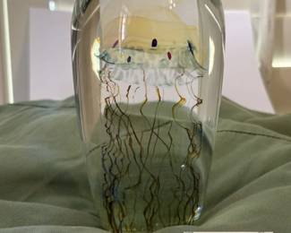 Beautiful Jellyfish Sativa Art Glass