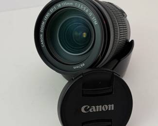 Canon Image Stabilizer Zoom Lens Ef-s 18-135mm 1:3.5-5.6 Is 67mm with Hood