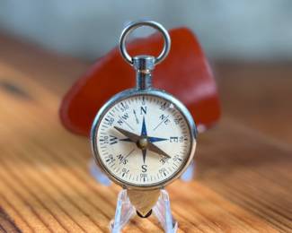 This lot features an antique German opisometer in excellent condition and accompanied in a leather case.