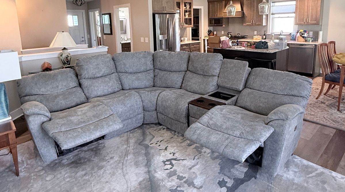 La-Z-Boy Trouper Reclining Sectional Sofa with USB Ports