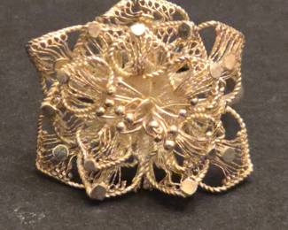 Victorian Filigree Flower Ring