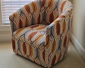 Marvel Traditional degree Swivel Tub Chair with Geometric Pattern Upholstery second image
