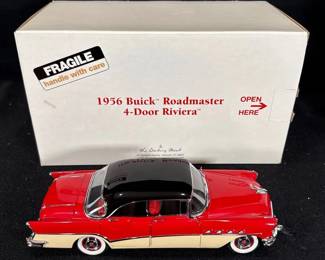 DANBURY MINT 1:24? Diecast 1956 Buick Roadmaster 4-Door Riviera