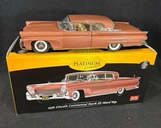 SunStar Diecast 1:18 1958 Lincoln Continental Mark III Hard Top * Platinum Collection