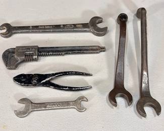 6~ FORD Vintage Automotive Tools 