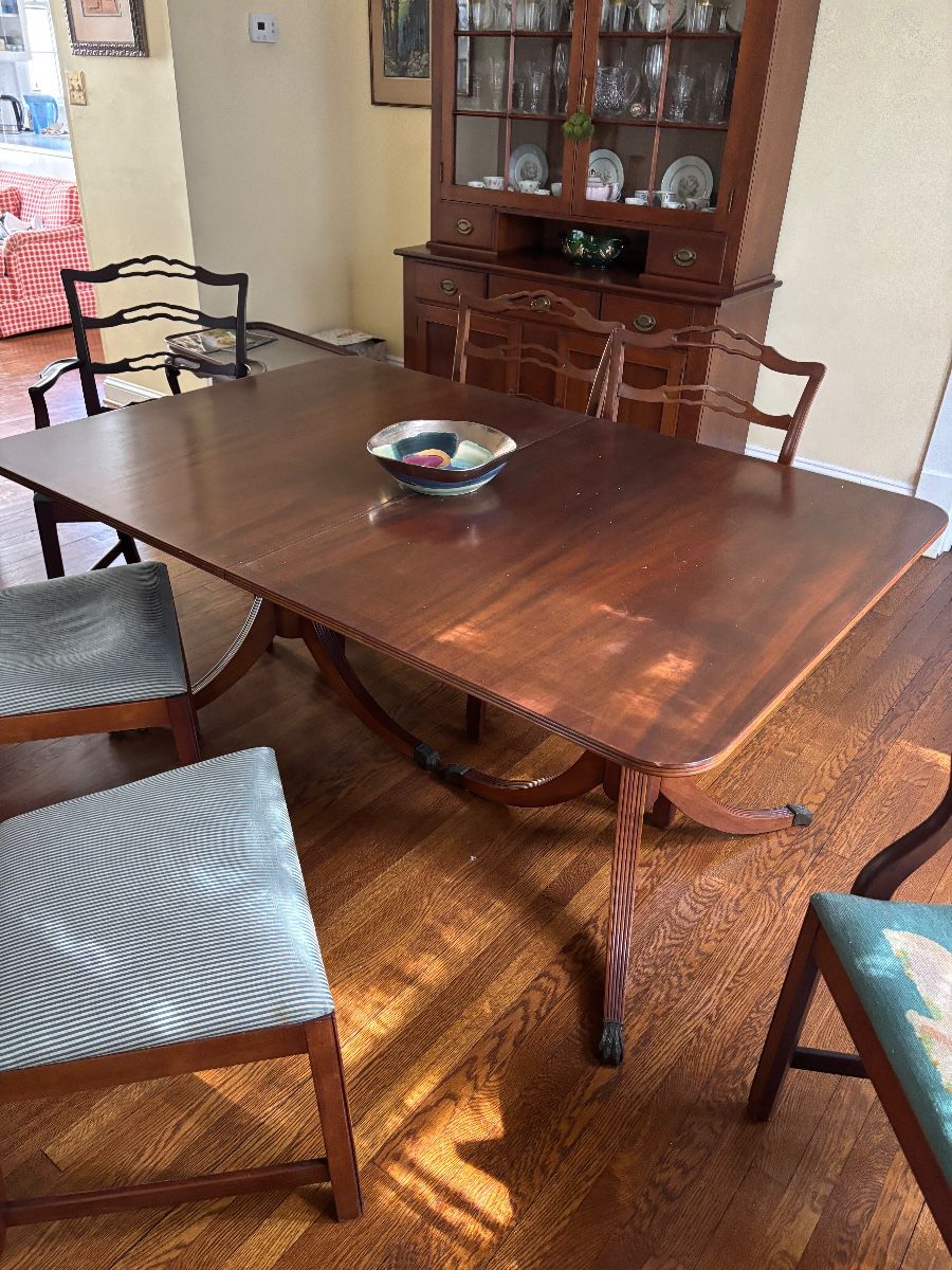 Chippendale Double Pedestal dining table with 2 arm chairs and 4 chairs(extra leaf and table pad not shown)