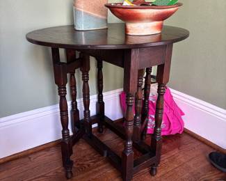 English Oak Jacobean drop leaf table