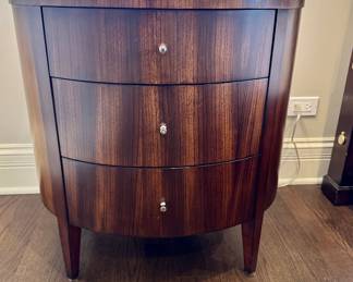 Pr. Ethan Allen oval nightstands/ end tables 26.5"h x 26"w x 21.75"d