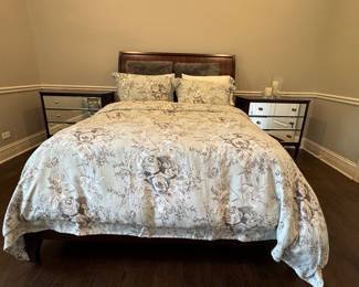 Queen sleigh bed