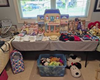 Fisher Price loving family and house, Bratz dolls and accessories, Zapf Creation, Barbies, Webkinz, Beanie babies...
