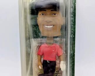 219L  2002 Upper Deck PlayMakers Tiger Woods Bobblehead US Open