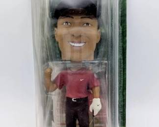 218L  2002 Upper Deck PlayMakers Tiger Woods Tiger Slam Bobblehead