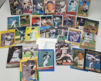158L  Roger Clemens 30Card Lot