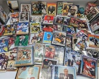 34L  210 NFL Hall of Famers Collection