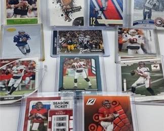 28L  Tom Brady 12Card Lot w 5 First Decade Cards
