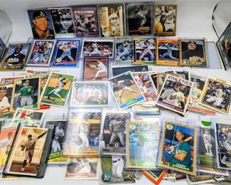 207L  Oakland Athletics 105Card Lot, 48 Rookies, McGwire, Henderson