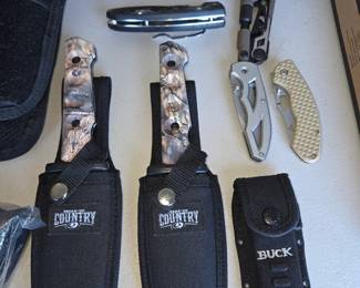 Fixed and pocket knives