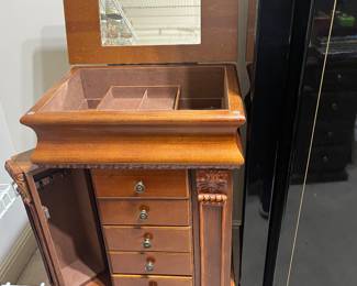 #12	Jewelry Chest (19w x 14.5d x 40h)	 $60.00 
