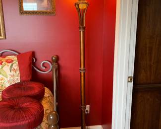 #85	Floor Lamp (74h)	 $100.00 