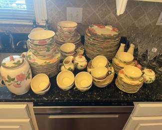 #43	Franciscan Vintage Desert Rose (100 Pieces)	 $350.00 