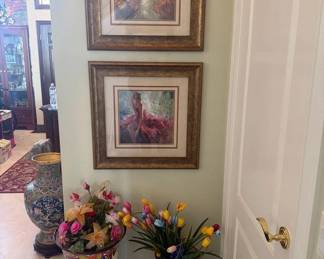 7510 2 Framed Artworks and 2 Decorative Vases