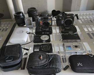 2922  Digital Camera, Lenses and Portable Photo Printer