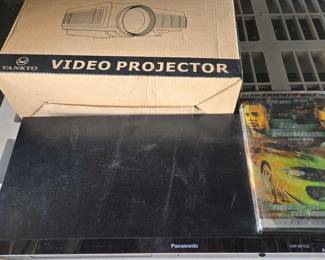 2840 Projector and BluRay Player