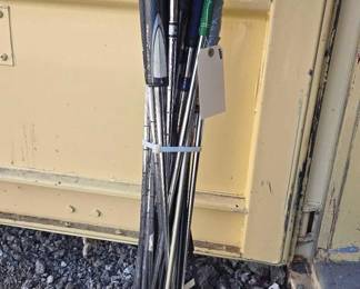 2824  Golf Clubs
