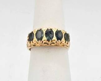 654 18kt Gold Ring with Sapphires, 4.9g