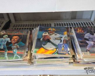 5044  Sports Memorabilia Magazines