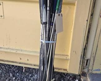 2824 Golf Clubs