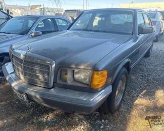 385 1982 Mercedes Benz 380SEL