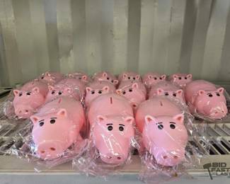 5046 Childrens Plastic Piggy Bank