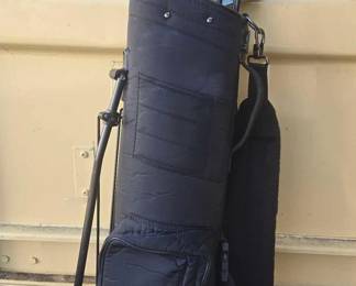 2812  Black Golfing Bag