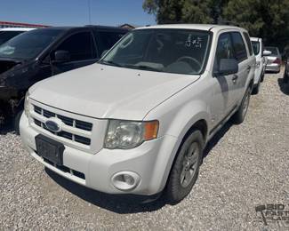 370  2009 Ford Escape