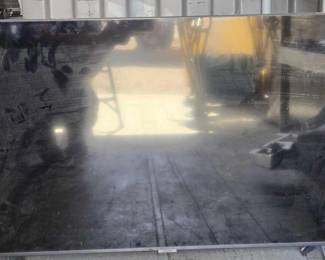 2946 Samsung Flatscreen TV