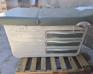 2710 Medical Examination Table