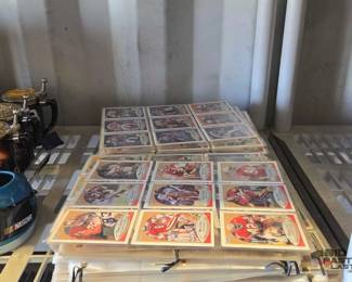 5042  Collectable Football Trading Card Collection